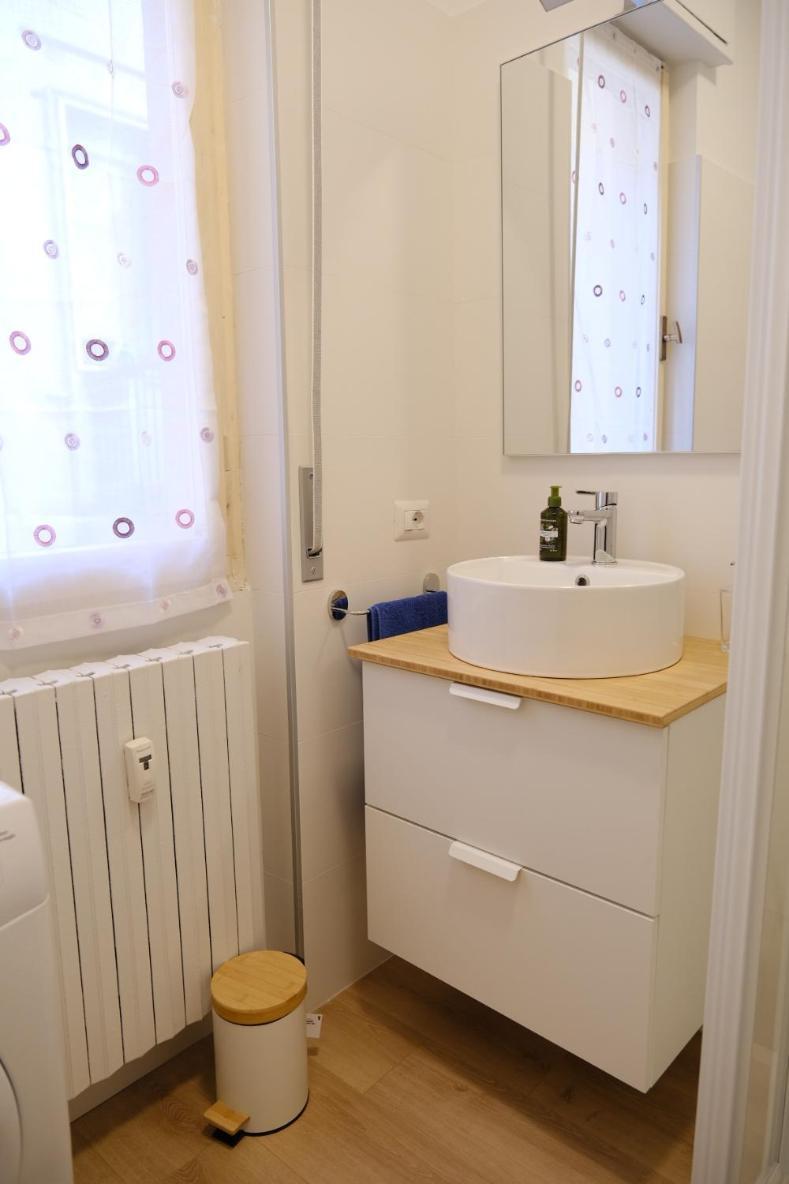 Politecnico Bovisa University Apartment Milan Bagian luar foto